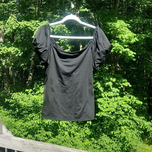 Shein curve bubble sleeve, cinched top. - Picture 2 of 3